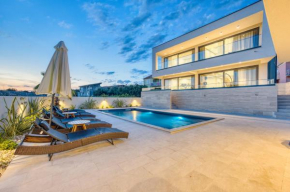 Villa NikSun with heated pool
